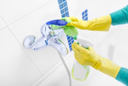 Detailed end of tenancy kitchen cleaning in a Tockwell property