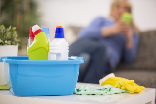 Resolved complaint record for a cleaning service