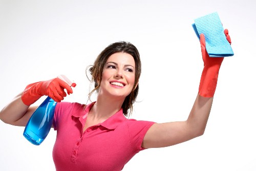 Step-by-step deep cleaning process for a property in Tockwell